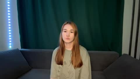Snapshot of lessiemccoyle chatting on 05/31/26, 02:02 Hello my love Im Val online show from 05/31/26, 02:02