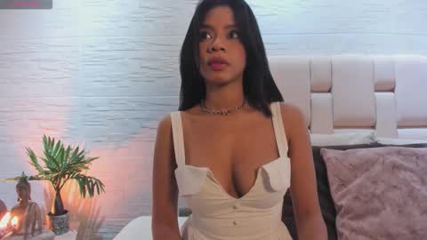 Snapshot of lesslee1 chatting on 02/17/26, 11:40 Less Lee online show from 02/17/26, 11:40