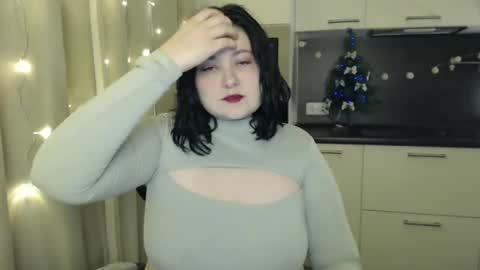 Snapshot of lesssi_ chatting on 12/31/24, 01:04 Alison online show from 12/31/24, 01:04