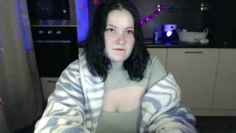 Snapshot of lesssi_ chatting on 02/22/25, 02:06 Alison online show from 02/22/25, 02:06