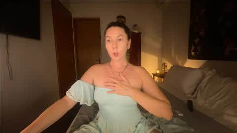 Snapshot of lessya_magic chatting on 05/24/26, 12:43 lessya_magic online show from 05/24/26, 12:43