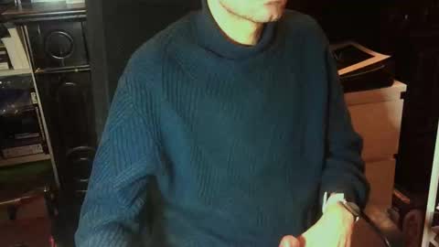 Vampiro Diurno online show from 11/23/25, 04:07