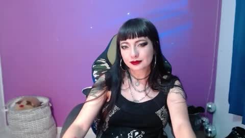 Snapshot of lestatdlion chatting on 12/11/24, 11:32 lestatdlion online show from 12/11/24, 11:32