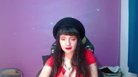 Snapshot of lestatdlion chatting on 12/17/24, 10:54 lestatdlion online show from 12/17/24, 10:54