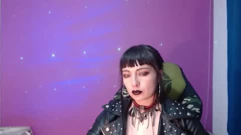 Snapshot of lestatdlion chatting on 12/20/24, 10:54 lestatdlion online show from 12/20/24, 10:54