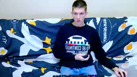 lester_broo online show from 01/13/26, 07:24
