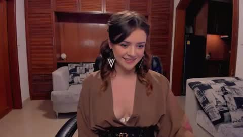 lesya krutalevich online show from 06/18/26, 11:42