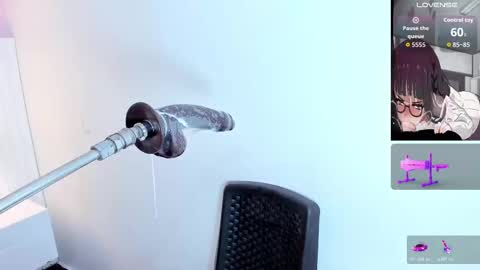 Snapshot of leticia_lynn chatting on 10/29/25, 09:16 LETI 3 online show from 10/29/25, 09:16