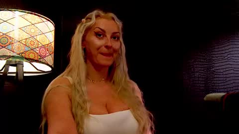 leticiareys online show from 01/17/26, 06:11