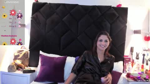 Snapshot of letiziia_sky chatting on 01/30/25, 11:34 letiziia online show from 01/30/25, 11:34