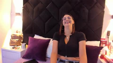 Snapshot of letiziia_sky chatting on 02/03/25, 08:24 letiziia online show from 02/03/25, 08:24