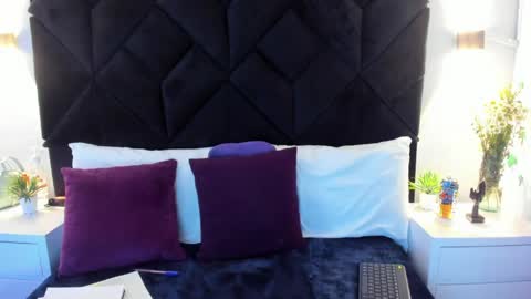 letiziia online show from 05/14/26, 08:15