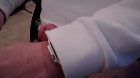 Snapshot of letmestrokeit chatting on 01/10/25, 07:32 letmestrokeit online show from 01/10/25, 07:32