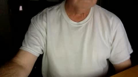 Snapshot of letscum2gether0 chatting on 11/04/25, 02:43 letscum2gether0 online show from 11/04/25, 02:43