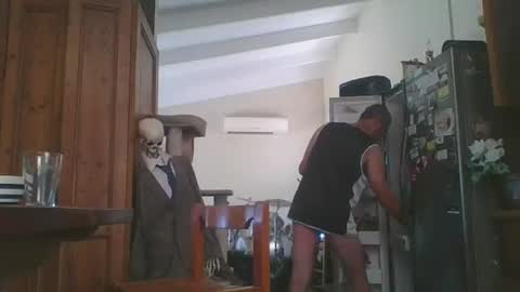 Snapshot of letsrockon chatting on 12/29/24, 03:00 Lets Rock online show from 12/29/24, 03:00