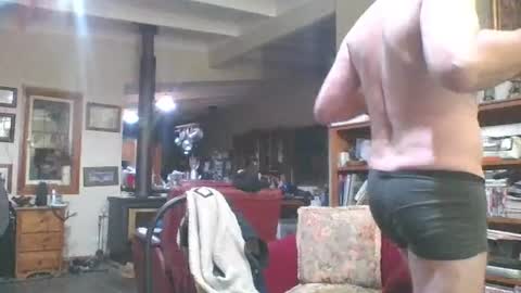 Snapshot of letsrockon chatting on 09/08/25, 02:16 Lets Rock online show from 09/08/25, 02:16