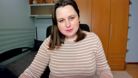 Naomi online show from 04/06/26, 06:14