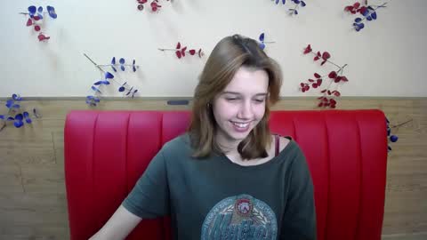 Snapshot of letty_curly chatting on 12/14/24, 09:29 letty_curly online show from 12/14/24, 09:29