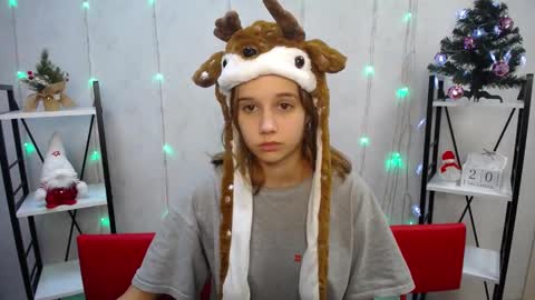 Snapshot of letty_curly chatting on 12/20/24, 12:19 letty_curly online show from 12/20/24, 12:19