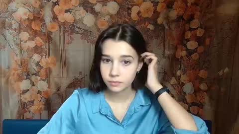 Snapshot of letty_curly chatting on 12/14/25, 12:10 letty_curly online show from 12/14/25, 12:10