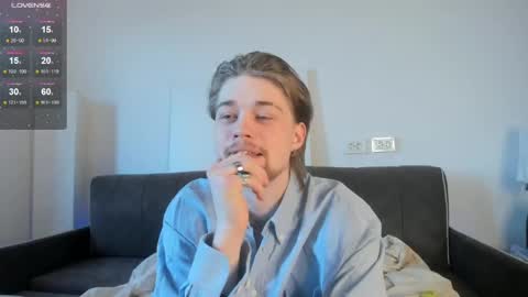 Snapshot of lev_miller chatting on 05/05/26, 01:52 lev_miller online show from 05/05/26, 01:52