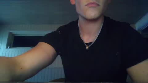 Snapshot of levaithen369 chatting on 12/21/25, 08:38 levaithen369 online show from 12/21/25, 08:38