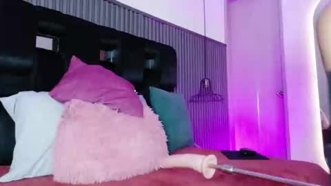 levana1 online show from 04/17/26, 02:47