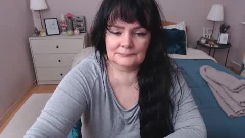 Mary online show from 02/16/26, 01:18