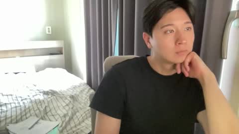 levi4820 online show from 05/10/26, 06:40