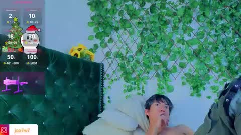 Levi  online show from 12/21/25, 07:54