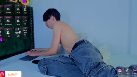 Levi  online show from 03/31/26, 02:39