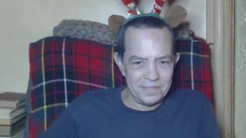 Snapshot of levon48 chatting on 12/21/24, 01:04 levon48 online show from 12/21/24, 01:04
