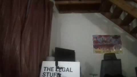 Snapshot of lewinskytheone chatting on 02/19/25, 09:25 lewinskytheone online show from 02/19/25, 09:25