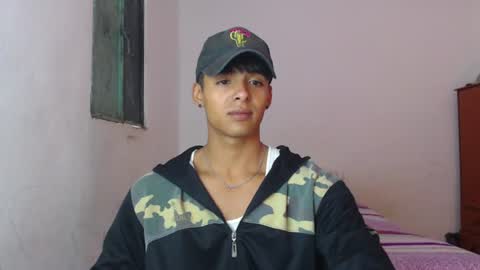 Snapshot of lewis_ly chatting on 06/08/26, 05:13 i am lewis ly EDUARDO MEMDOZA15 online show from 06/08/26, 05:13