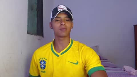 Snapshot of lewis_ly chatting on 07/02/26, 12:44 i am lewis ly EDUARDO MEMDOZA15 online show from 07/02/26, 12:44