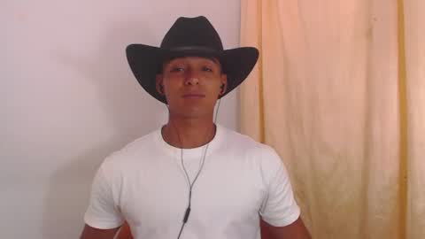 Snapshot of lewis_ly chatting on 07/07/26, 07:51 i am lewis ly EDUARDO MEMDOZA15 online show from 07/07/26, 07:51
