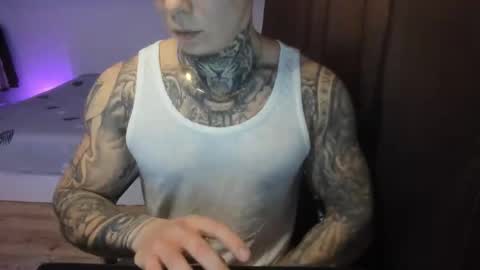 Snapshot of lewis_muscleee chatting on 03/28/26, 06:07 blablablack online show from 03/28/26, 06:07