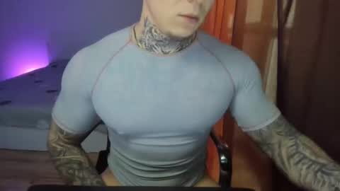 Snapshot of lewis_muscleee chatting on 03/29/26, 11:54 blablablack online show from 03/29/26, 11:54
