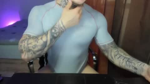 Snapshot of lewis_muscleee chatting on 04/09/26, 01:38 blablablack online show from 04/09/26, 01:38