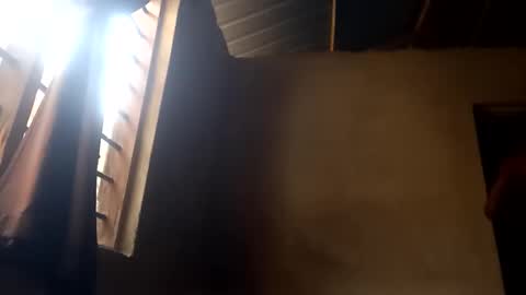 Snapshot of lewiskip chatting on 10/24/25, 05:04 lewiskip online show from 10/24/25, 05:04