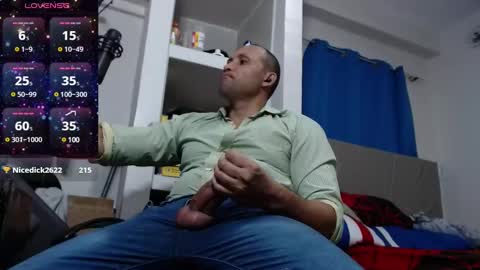 Snapshot of lewislamxxx chatting on 01/09/25, 12:03 Lewis online show from 01/09/25, 12:03