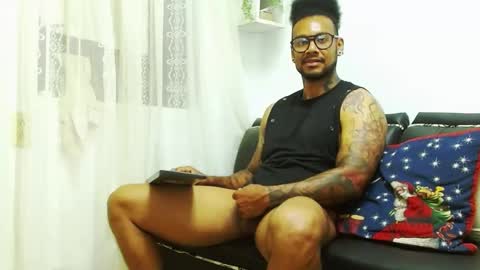 Snapshot of lewisstrong chatting on 01/05/25, 06:56 Lewis Strong online show from 01/05/25, 06:56