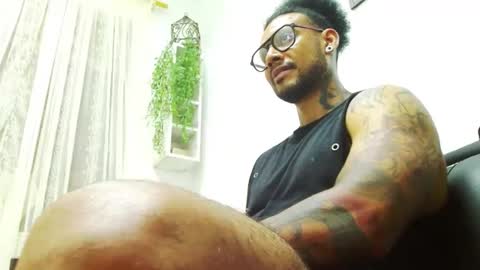 Snapshot of lewisstrong chatting on 02/02/25, 06:53 Lewis Strong online show from 02/02/25, 06:53