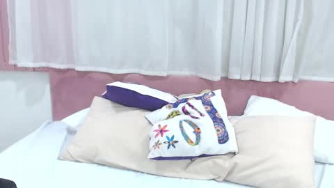 Snapshot of lexi_bloom chatting on 01/18/25, 12:36 Gabrielle online show from 01/18/25, 12:36