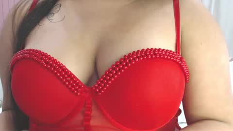 Snapshot of lexi_bloom chatting on 02/01/25, 10:15 Gabrielle online show from 02/01/25, 10:15