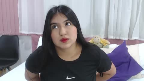 Snapshot of lexi_bloom chatting on 02/15/25, 04:03 Gabrielle online show from 02/15/25, 04:03