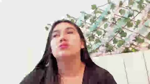 Snapshot of lexi_bloom chatting on 09/27/25, 08:19 Gabrielle online show from 09/27/25, 08:19