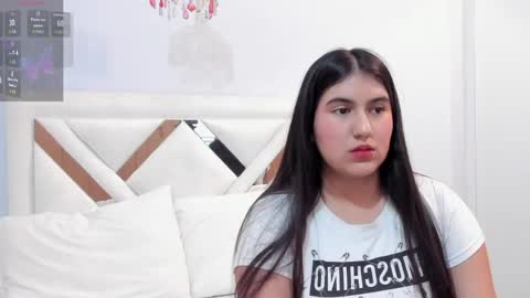 Gabrielle online show from 04/01/26, 01:41