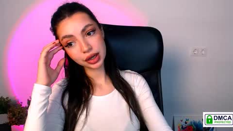 Alexia online show from 11/12/25, 03:01