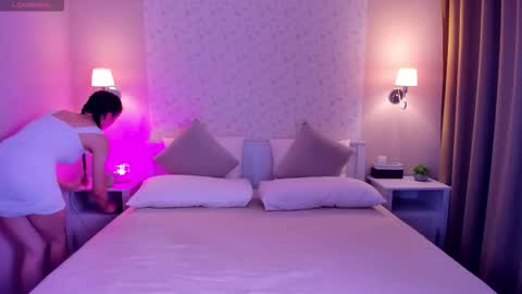 Snapshot of lexi_split chatting on 11/23/25, 01:49 Lexi GTM2 MonWedThurSatSun 1000am-400pm online show from 11/23/25, 01:49